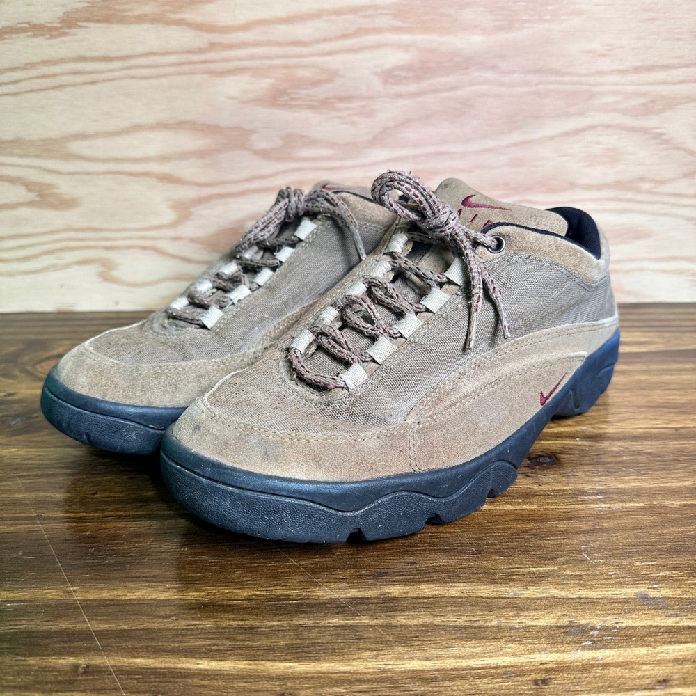 Vintage Nike ACG Hiking Shoes Mens 8 Tan 90s Low Top Rockwood Trail Sneakers